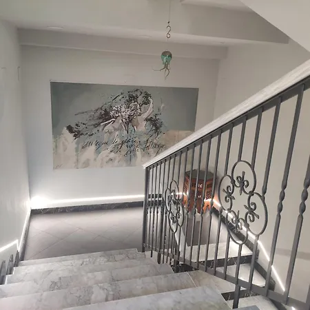 Bed and breakfast Dafne 3*