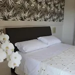 Dafne 住宿加早餐酒店 3*